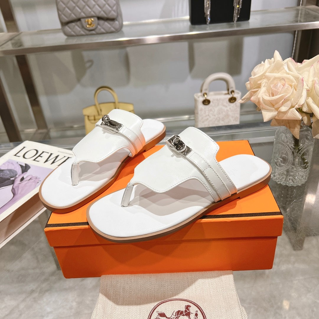 H Buckle Strap Sandals