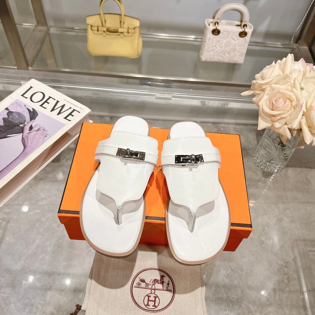 H Buckle Strap Sandals
