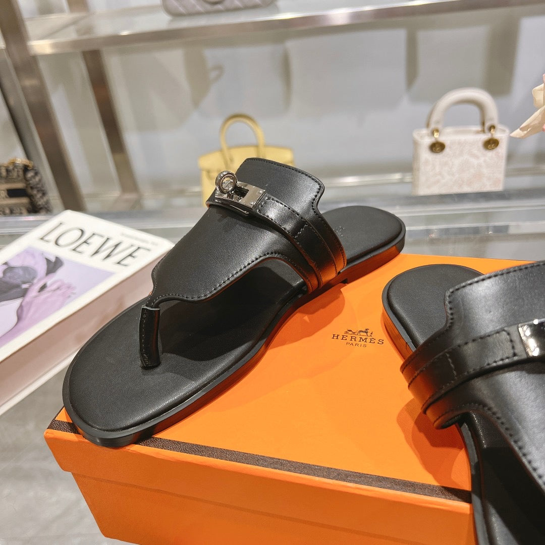 H Buckle Strap Sandals