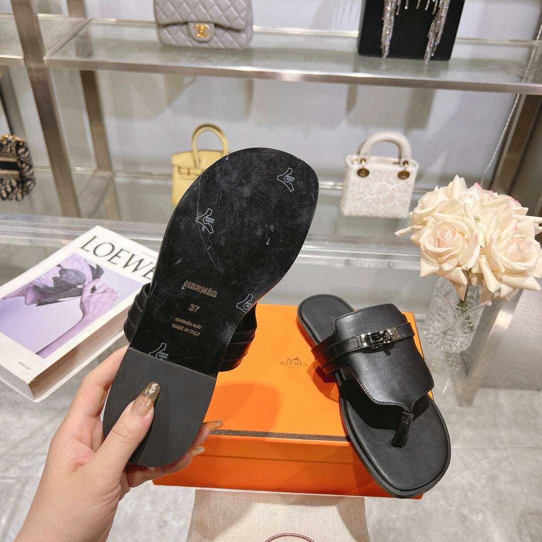 H Buckle Strap Sandals