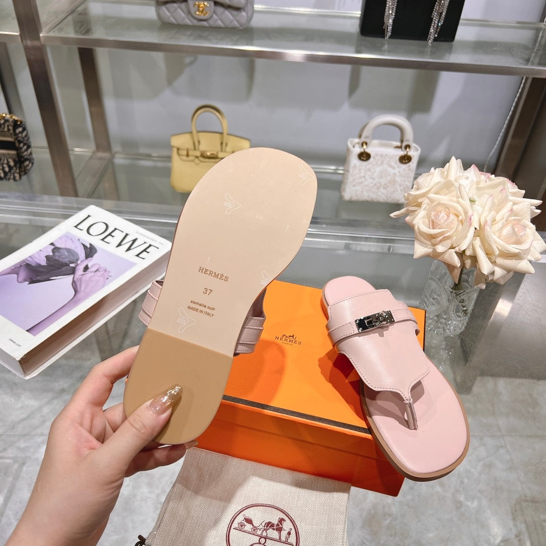 H Buckle Strap Sandals