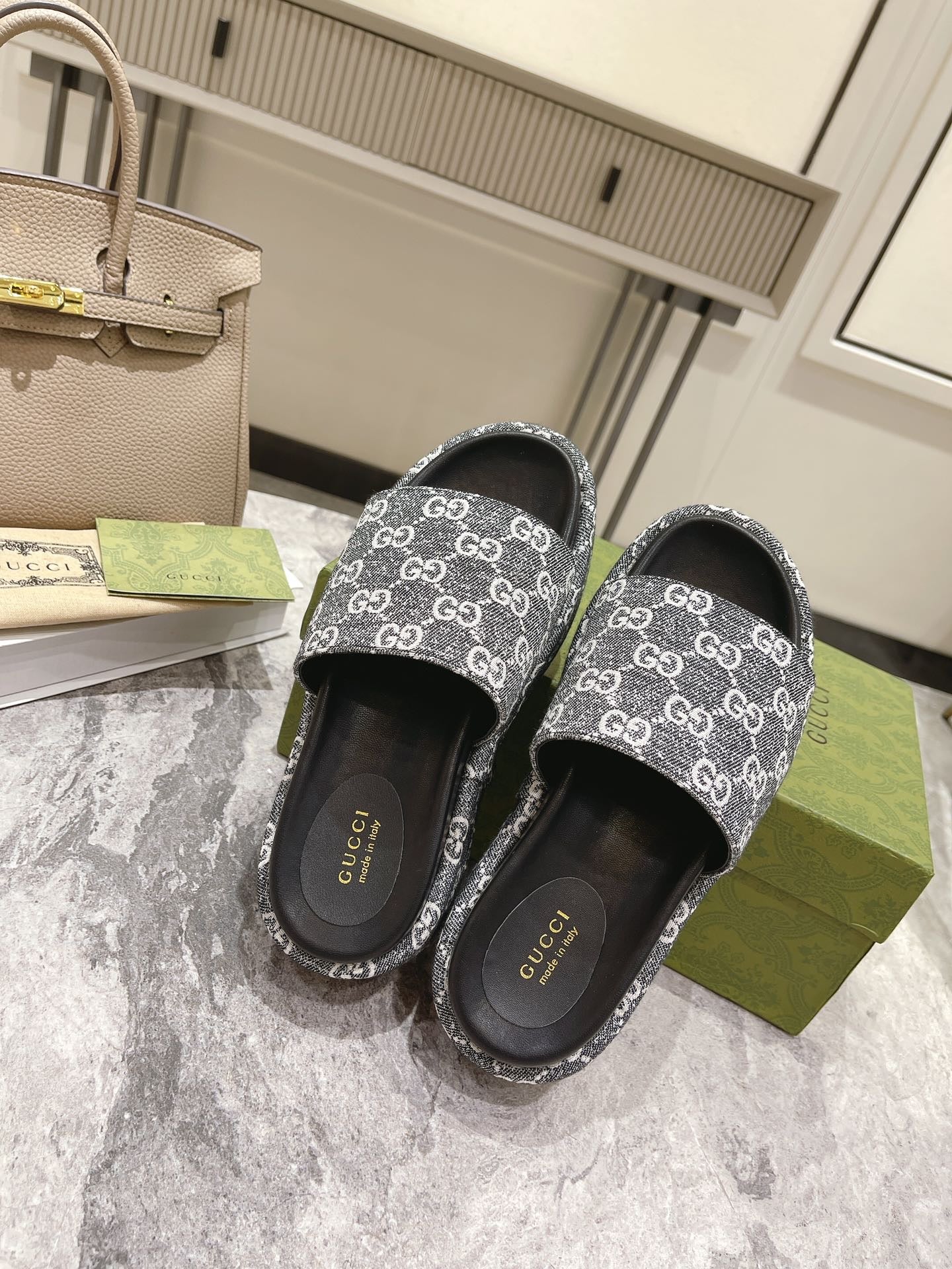 Gigi Platform Sliders Black