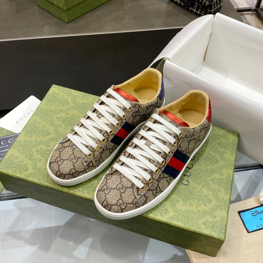 Gigi Supreme Trainers
